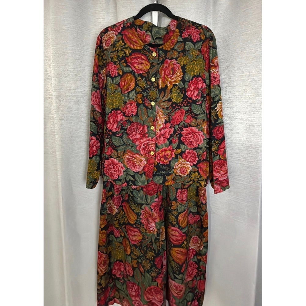 Greenbriar‎ Fashions Vintage Floral Rose Print 2 Piece Pant Set Red Black Gold